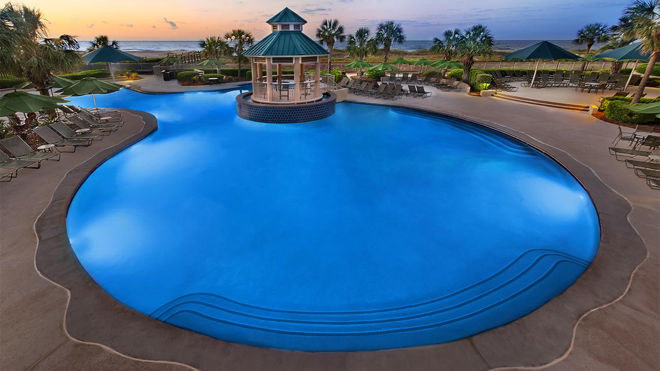 bb-amenity-pool-photo