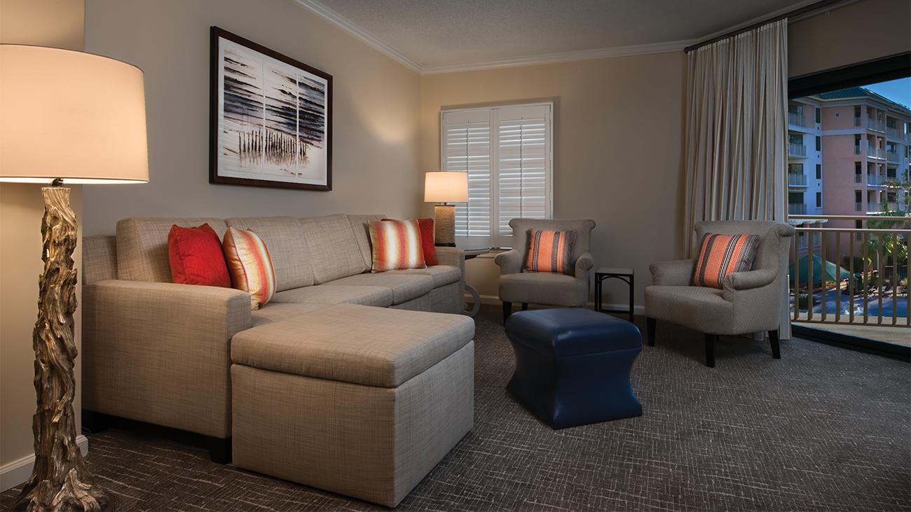 bb-two-bedroom-livingroom-interior-photo