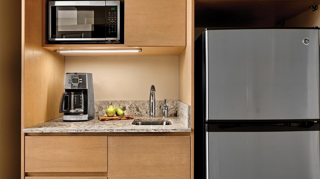 cv-guestroom-or-two-bedroom-guest-kitchenette-interior-photo