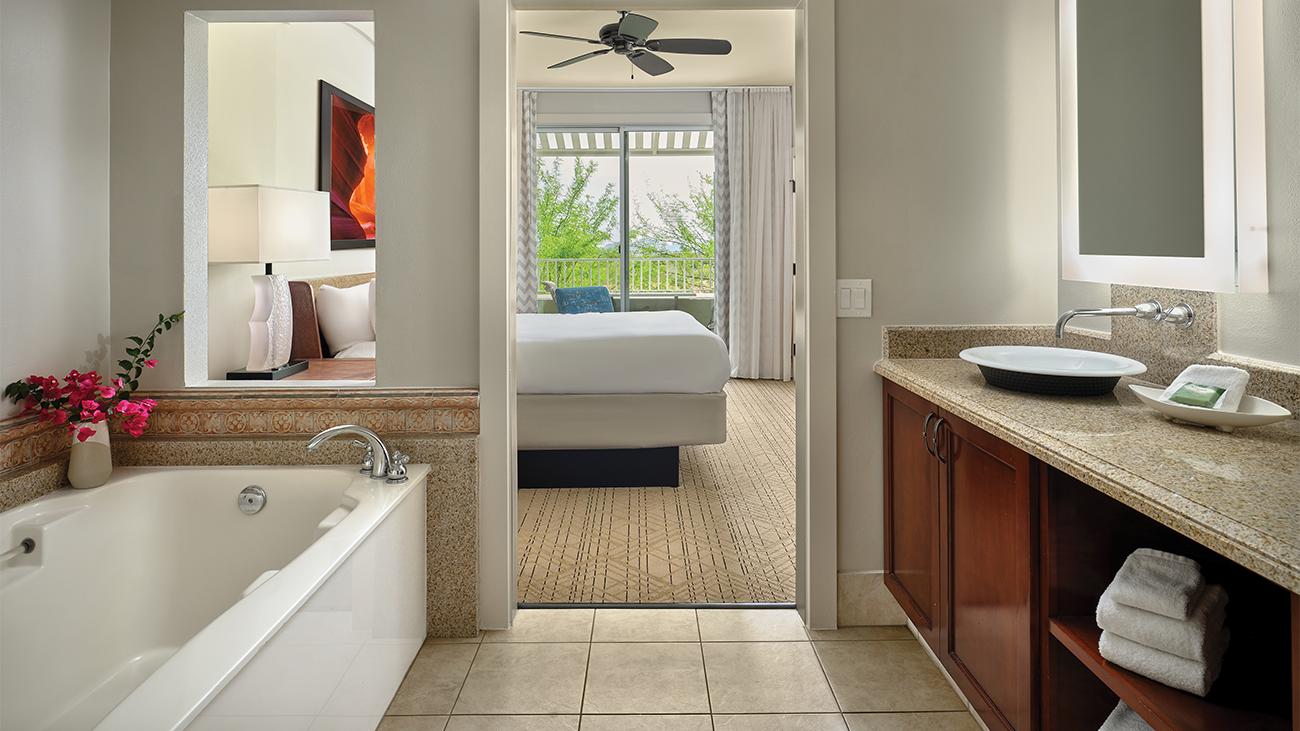 cv-one--or-two-bedroom-villa-master-bathroom-interior-photo