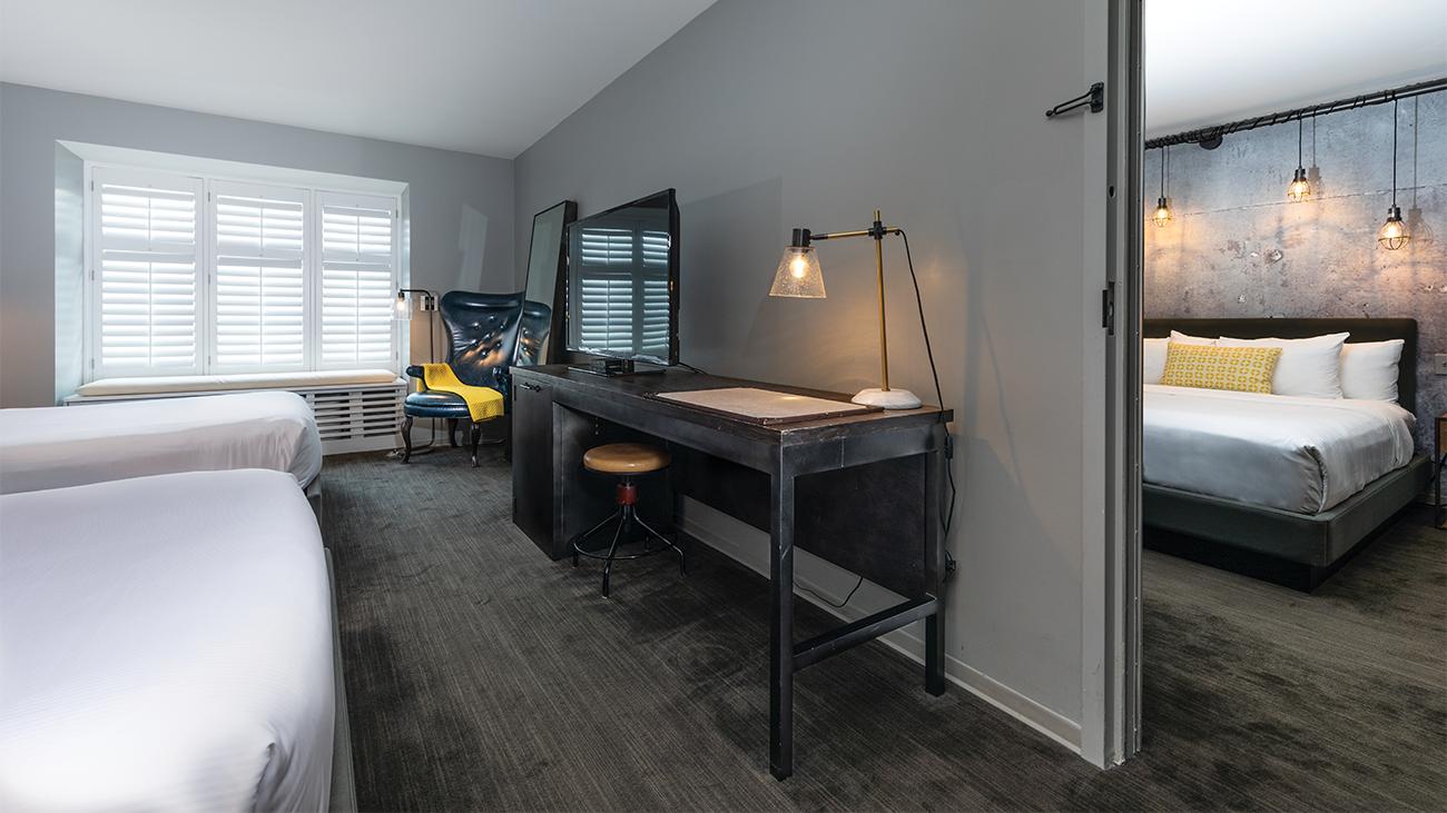 fs-connected-guestroom-queen-guest-bedroom-interior-photo