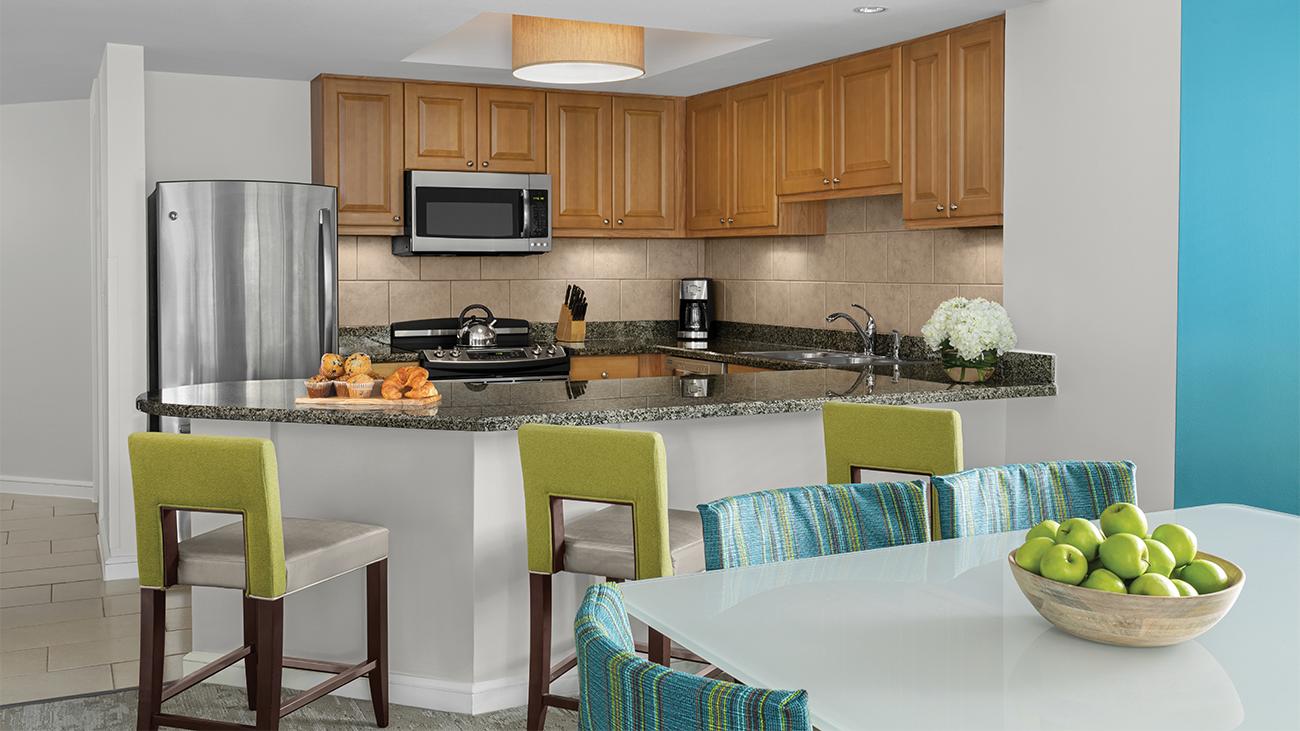 gr-two-bedroom-villa-dining-room--kitchen-interior-photo