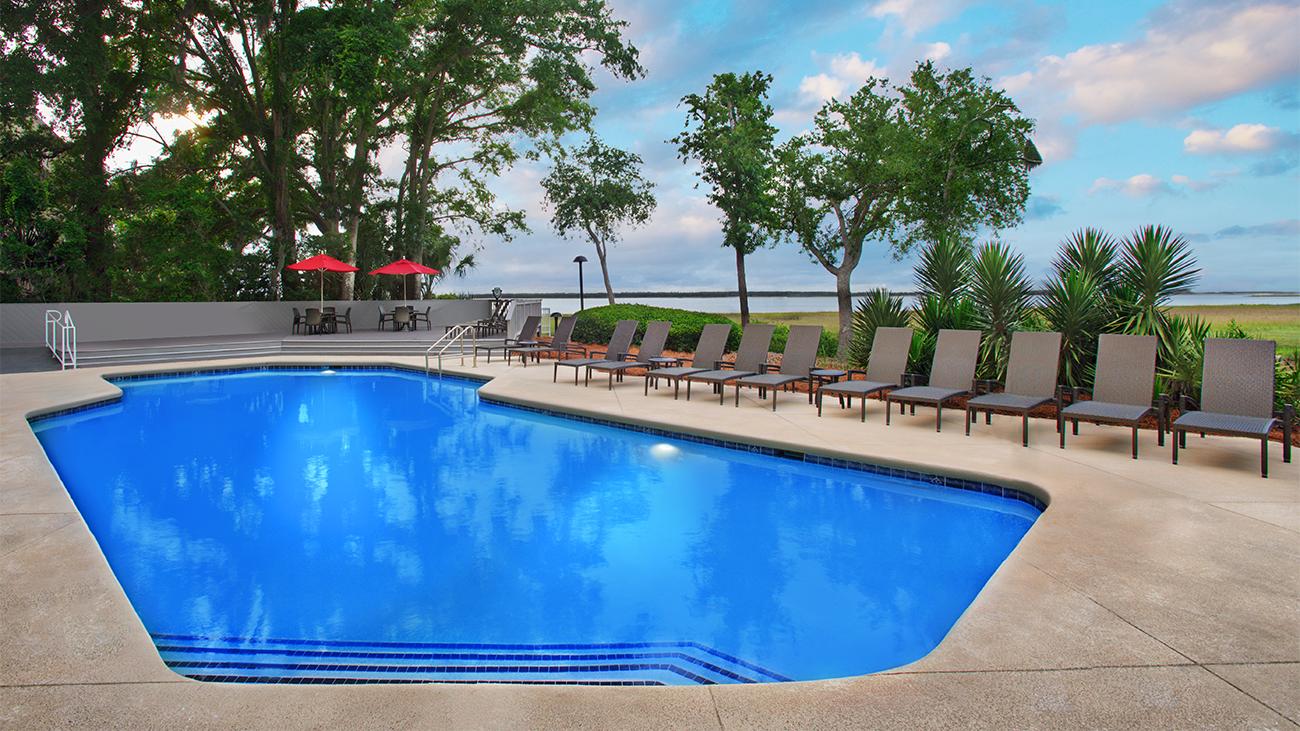 ha-amenity-pool-photo