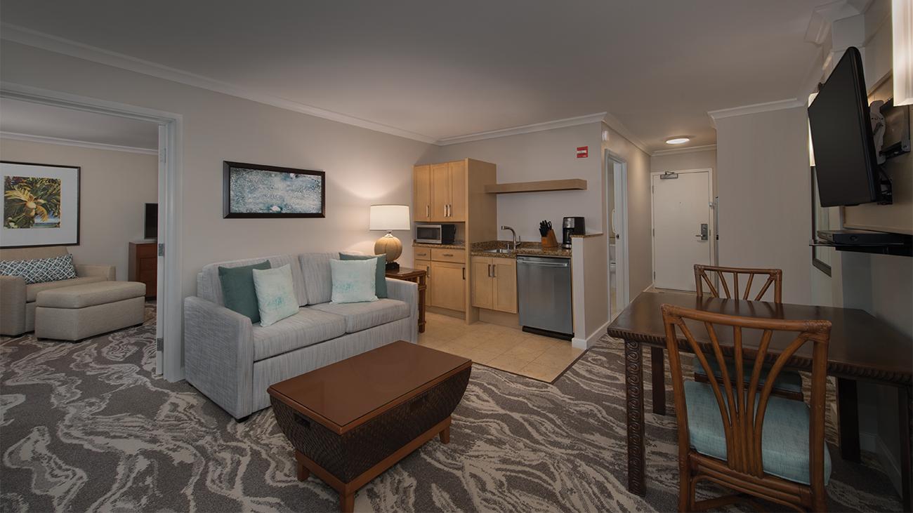 mu-one-bedroom-lahaina--napili-towers-living-room-and-dining-room-interior-photo