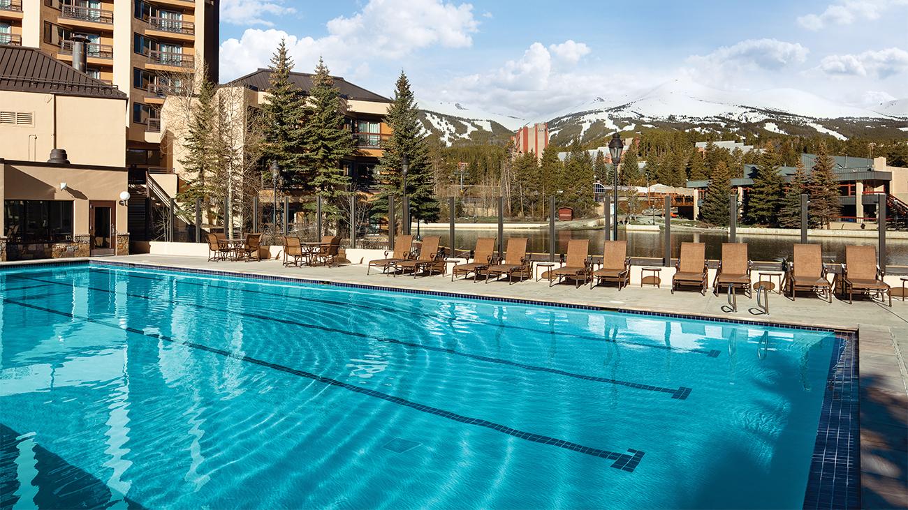 mv-amenity-pool-photo