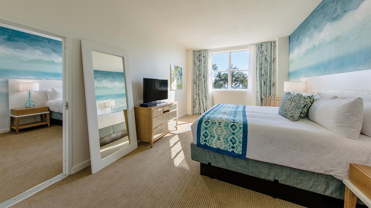 so-king-studio-bedroom-interior-photo