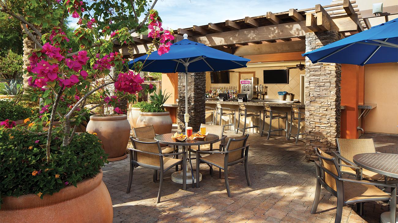 Snake Bites Pool Bar & Grill