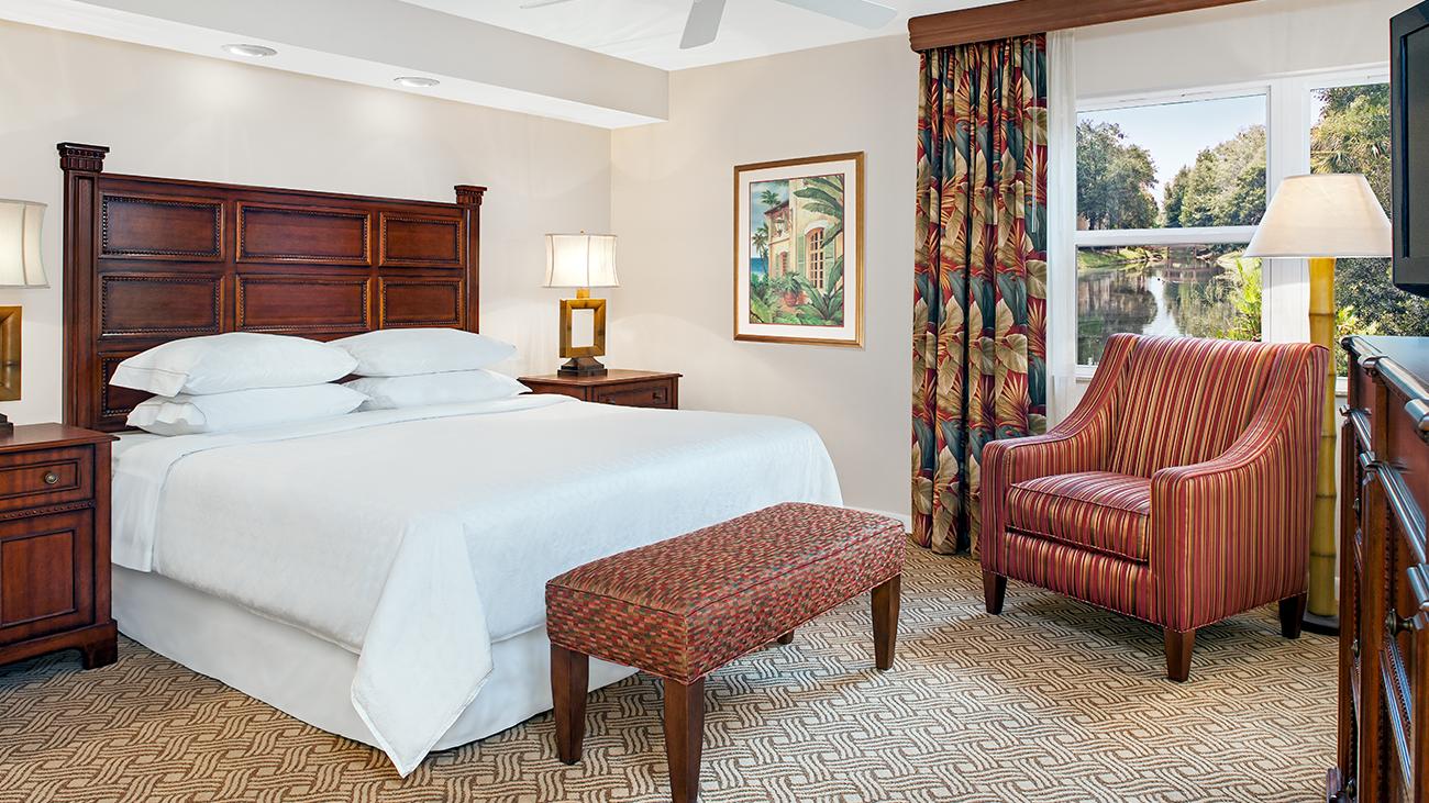 svr-palms-two-bedroom-master-bedroom-interior-photo