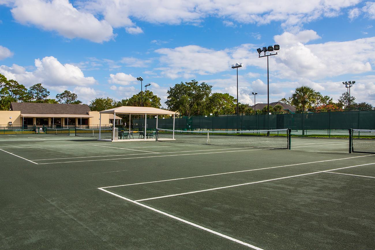 svr-amenities-tennis-courts-main