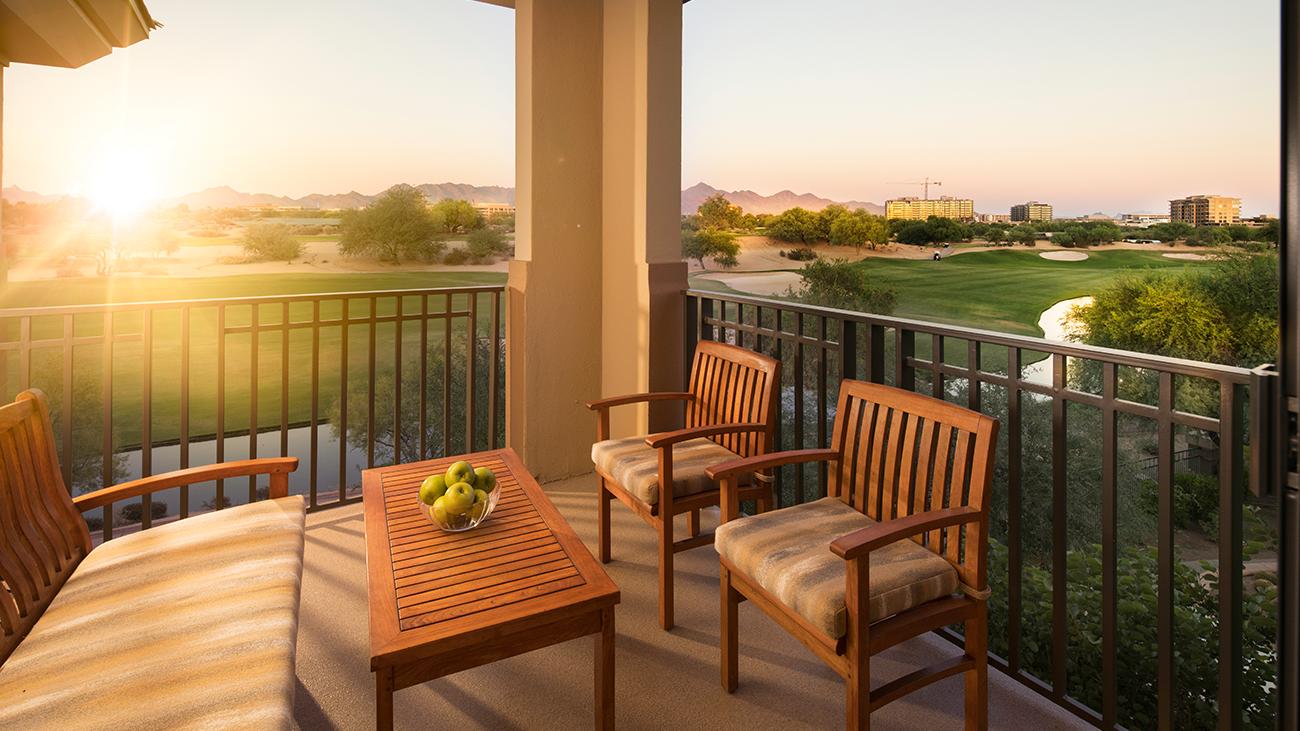 wkv-two-bedroom-lockoff-balcony-interior-photo