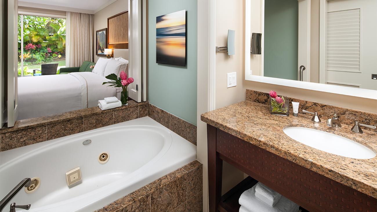 wpor-two-bedroom-lockoff-studio-premium-bathroom-interior-photo