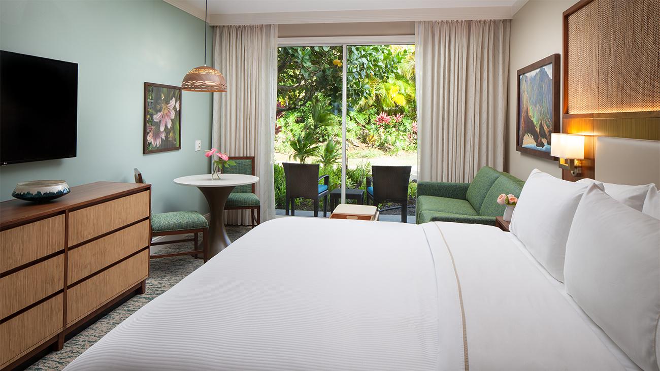 wpor-two-bedroom-lockoff-studio-premium-bedroom-closeup-interior-photo