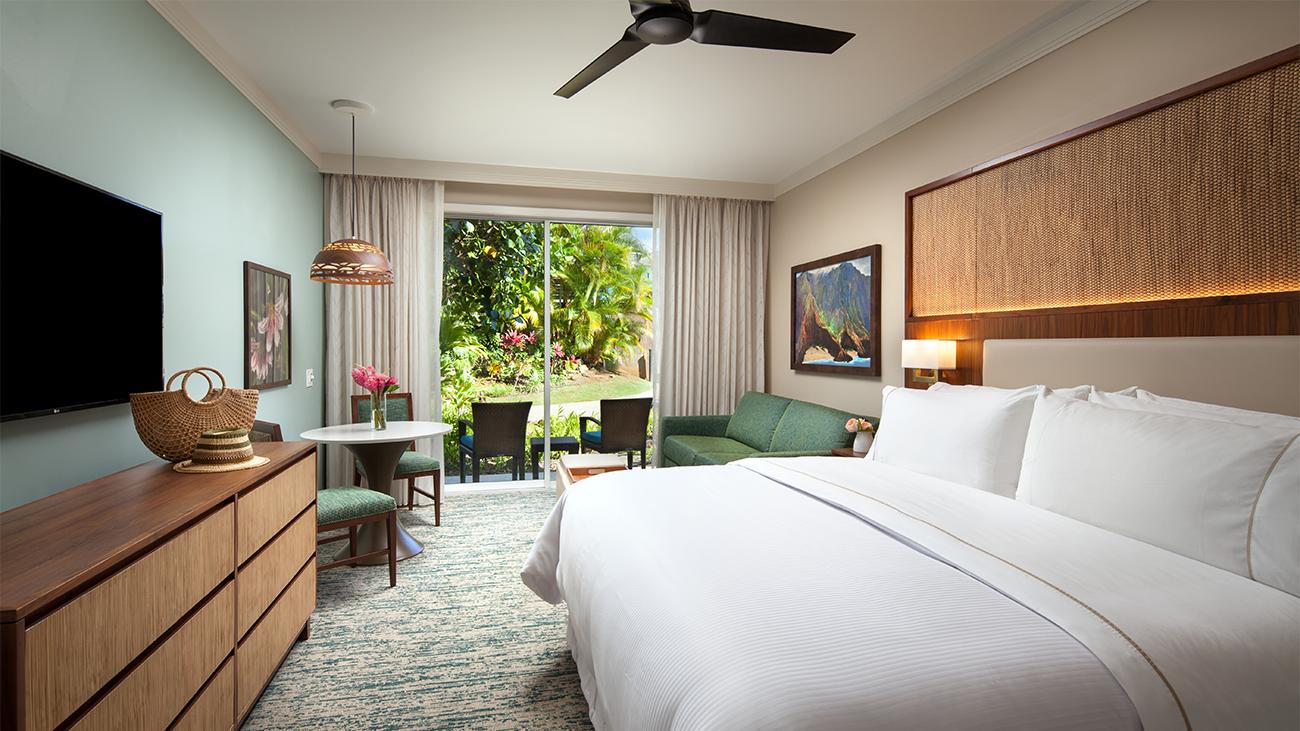 wpor-two-bedroom-lockoff-studio-premium-bedroom-interior-photo-1