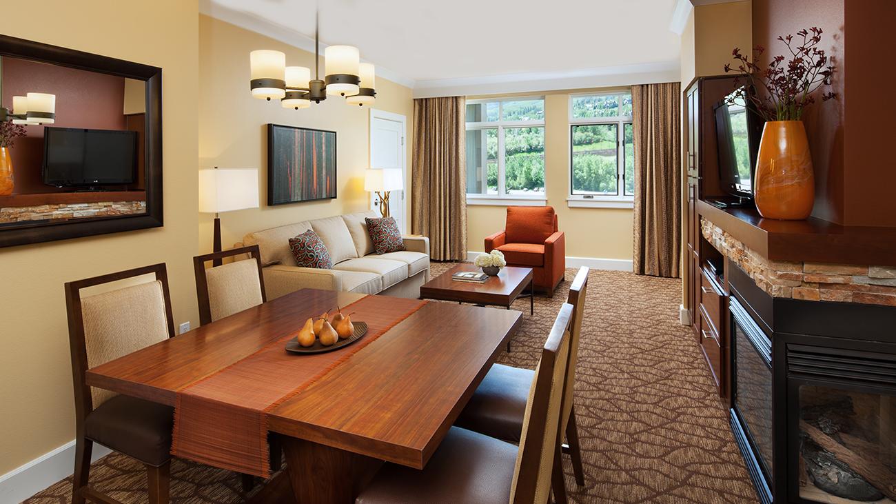 wrf-two-bedroom-lockoff-dining-and-living-room-interior-photo