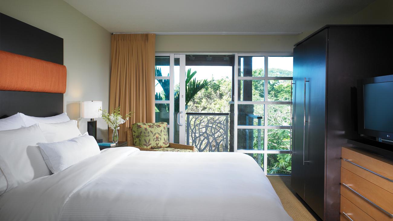 wsj-bay-vista-three-bedroom-bedroom-two-interior-photo