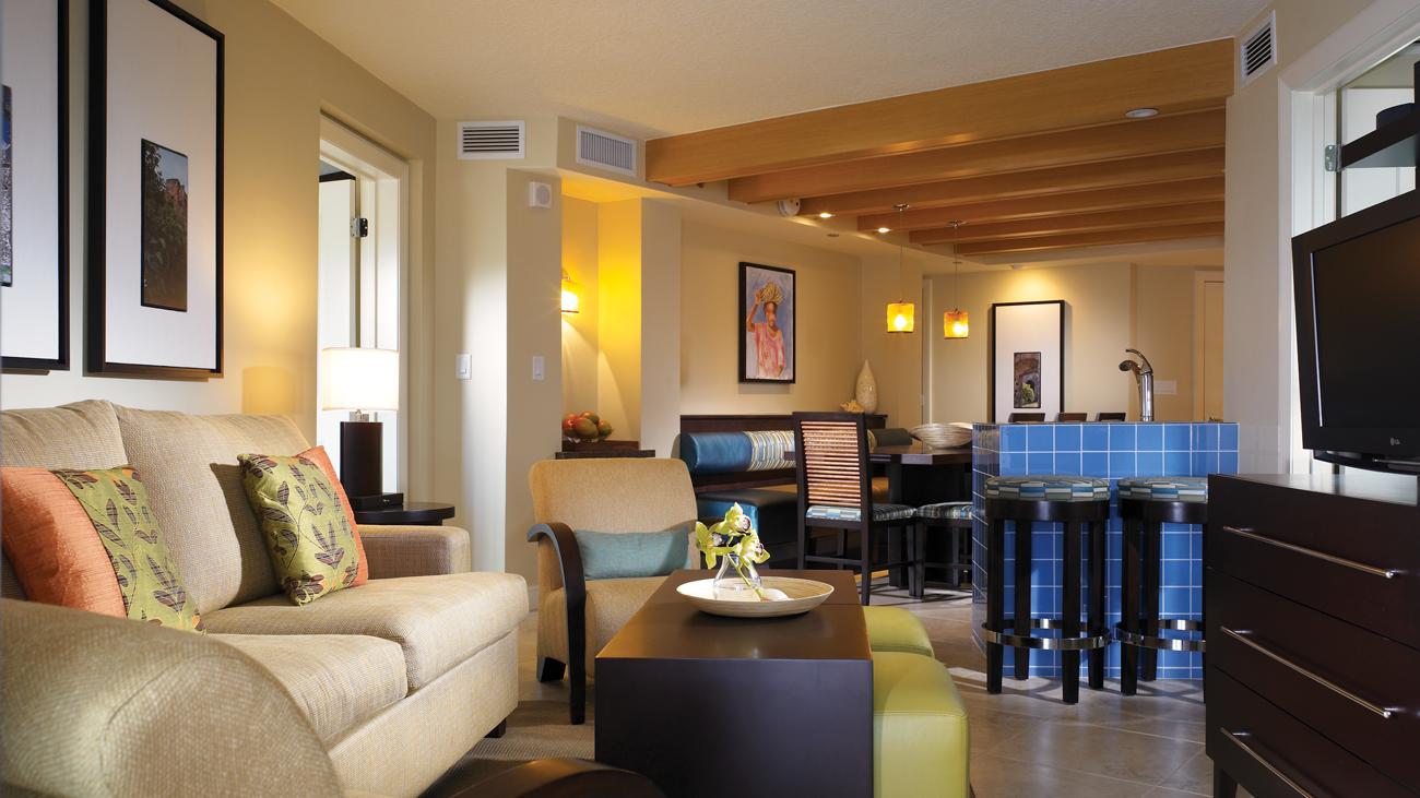 wsj-bay-vista-three-bedroom-living-room-two-interior-photo