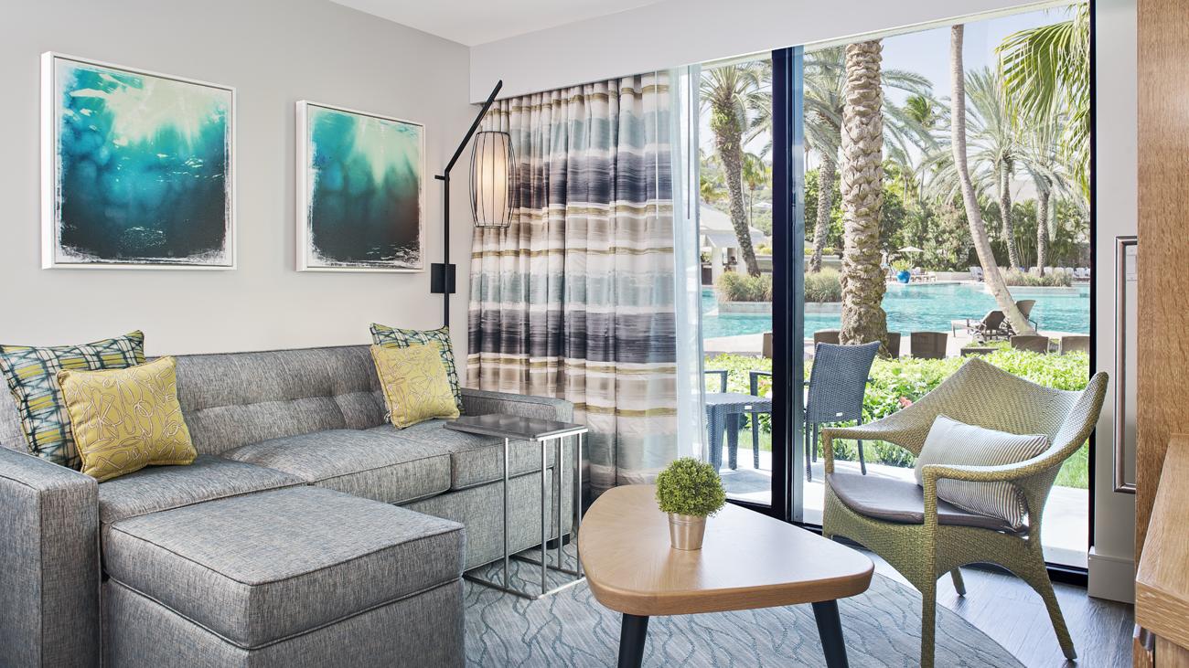 wsj-sunset-bay-two-bedroom-living-room-interior-photo