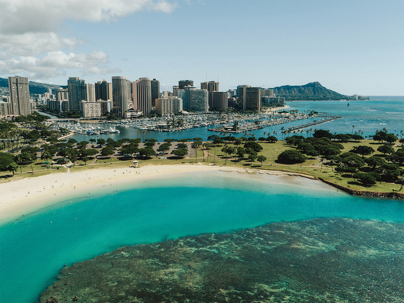 Lagoon at Diamond Head, Waikīkī,  Oahʻu, Hawaiʻi