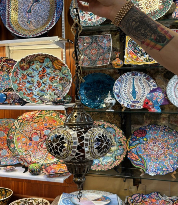 Ceramics at the Turkish bazaar in St. Thomas