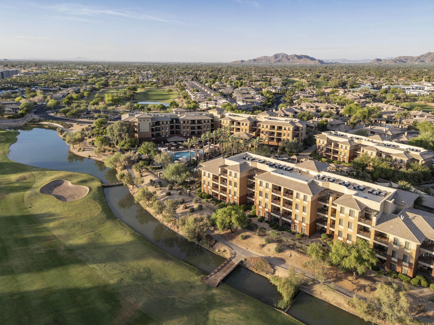 The Westin Kierland Villas resort surrounded by green fairways. 