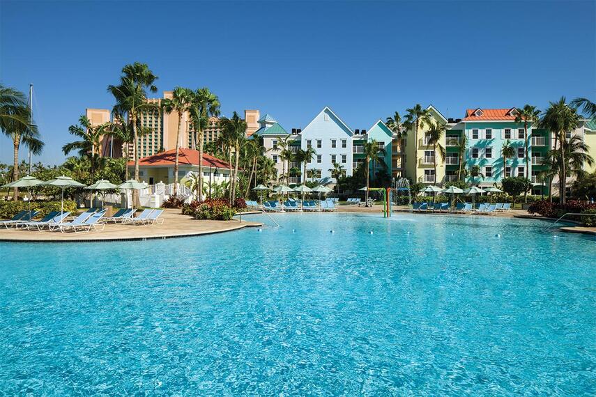 Harborside Atlantis Pool